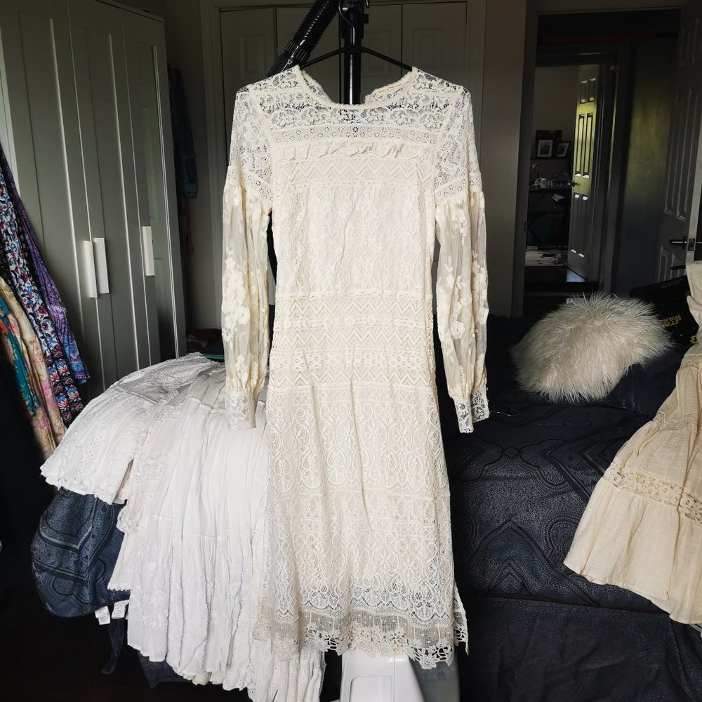 NWOT Spell Lace Dress